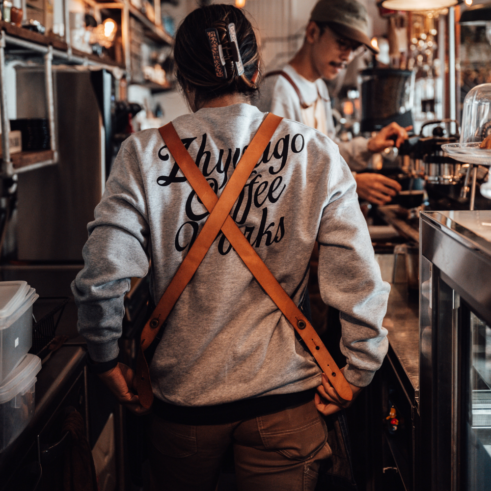 ZHYVAGO "Trike" CREW NECK SWEAT【オンラインストア限定】