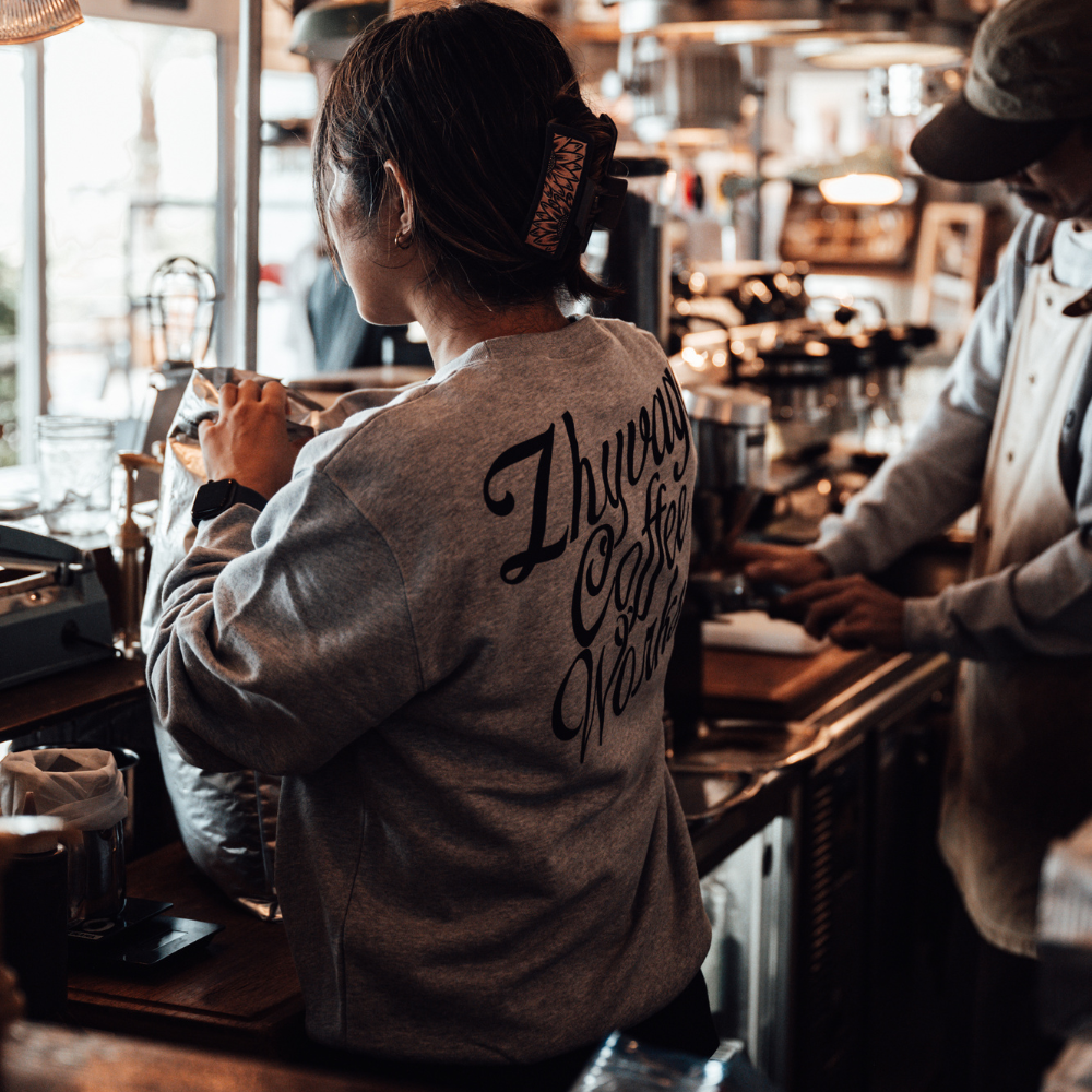 ZHYVAGO "Trike" CREW NECK SWEAT【オンラインストア限定】