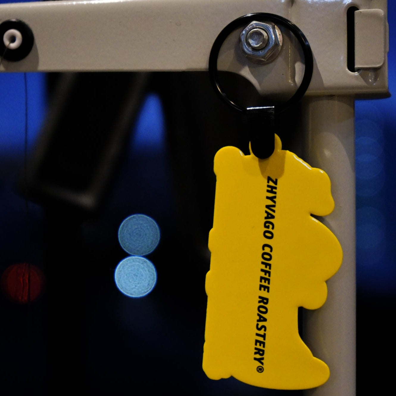 COFFEE AND DESTROY & BENZIE rubber key holder
