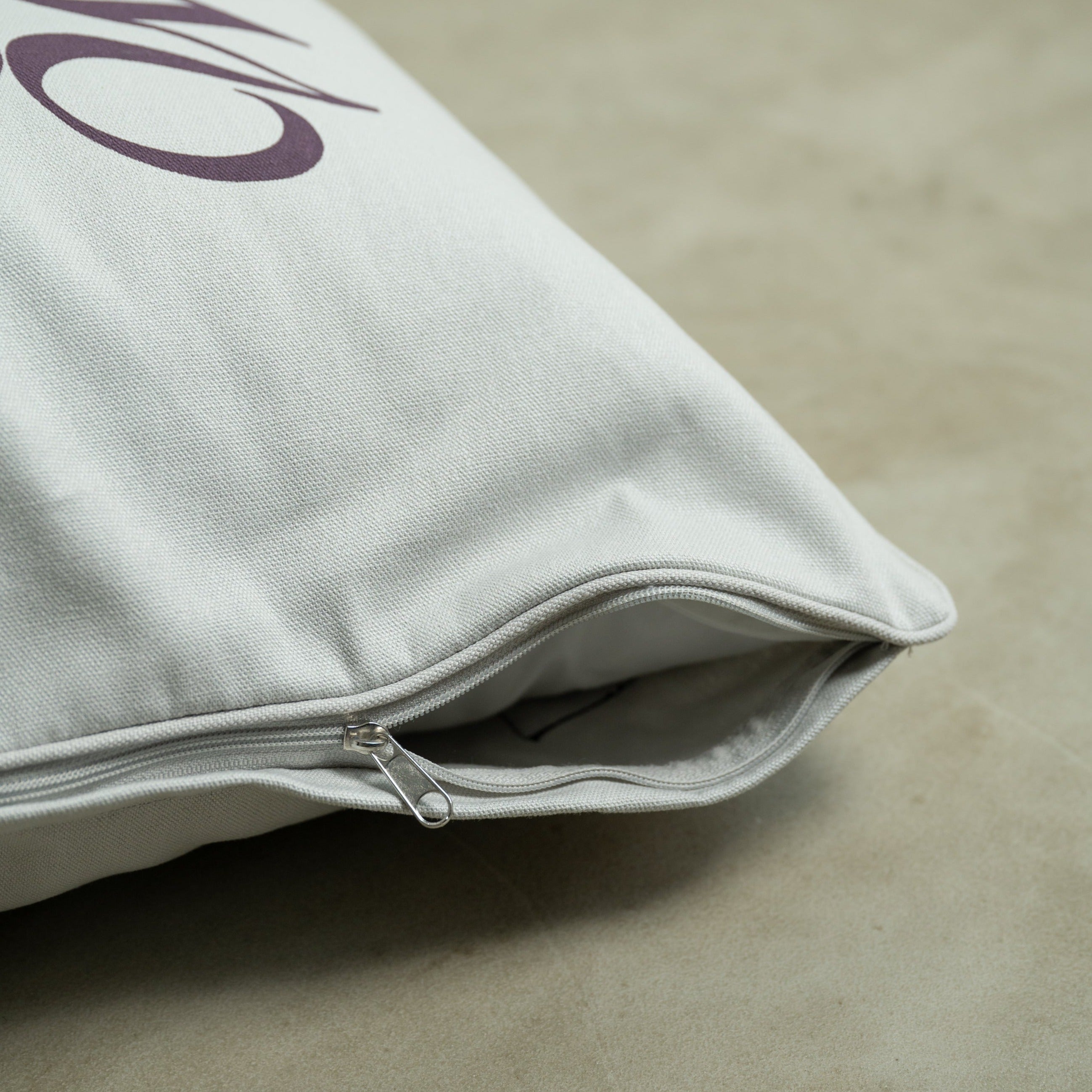 ZHYVAGO "TRIKE" cushion cover