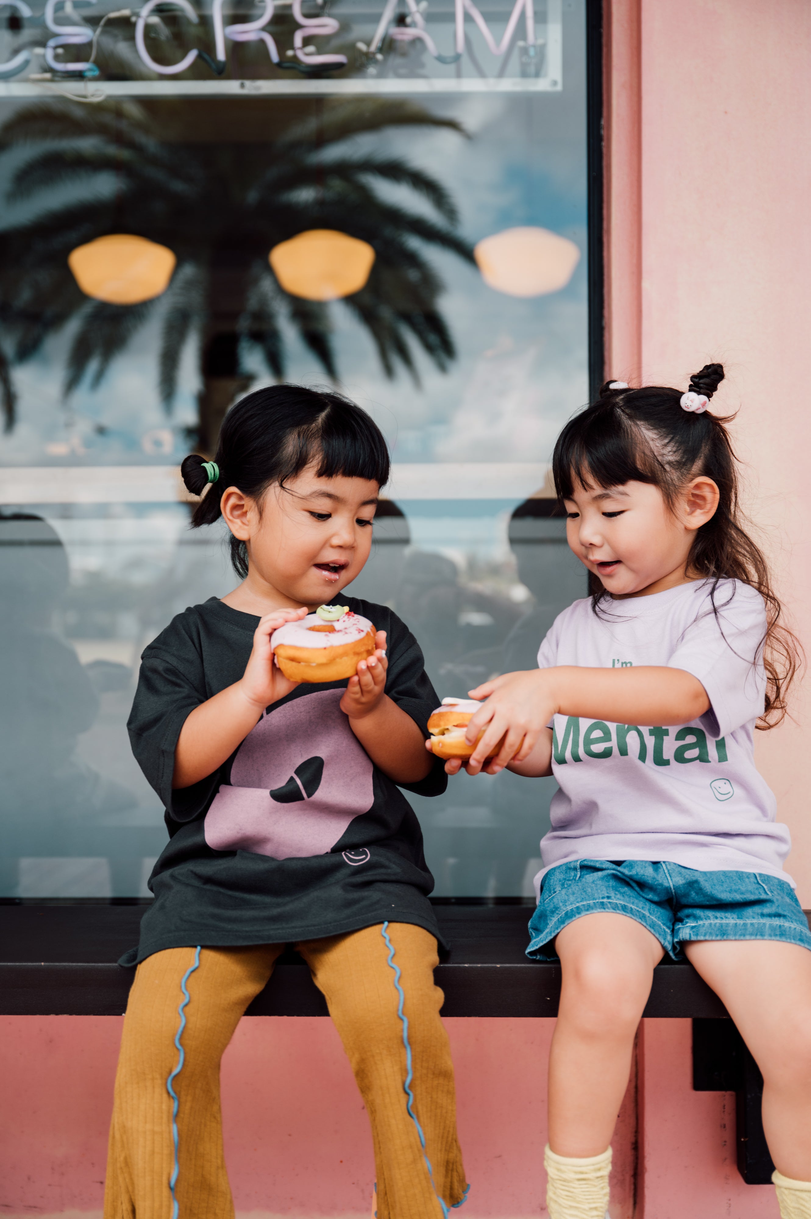 CARAVANA icecream & doughnut KID's Tee