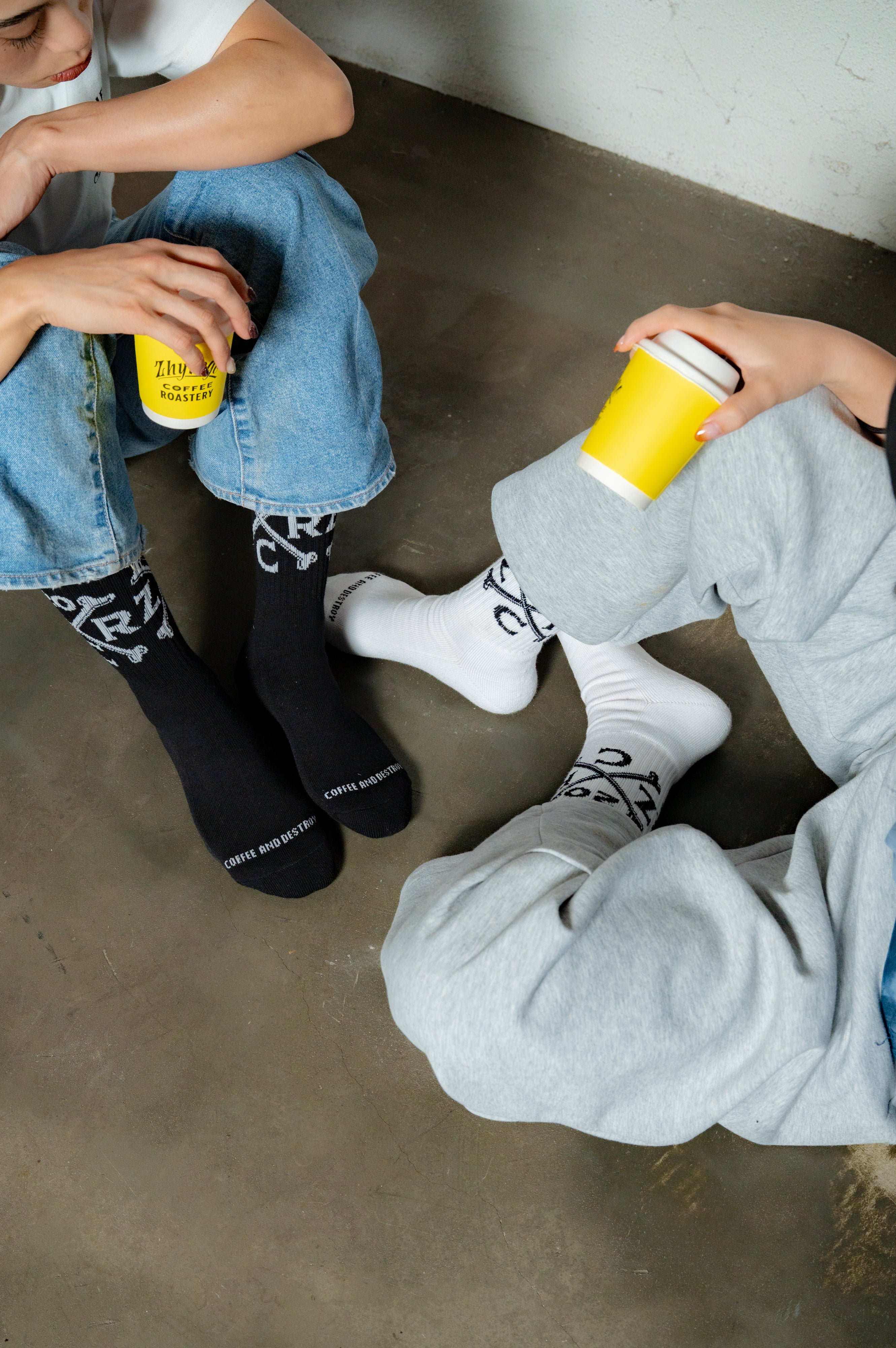 ZHYVAGO Bone TM socks