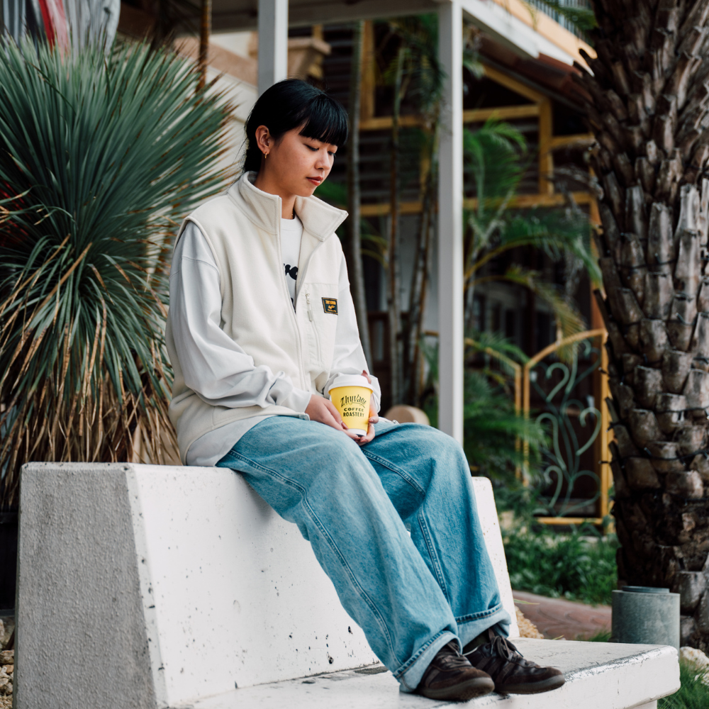 【OUTLET】ZHYVAGO name Micro fleece zip vest