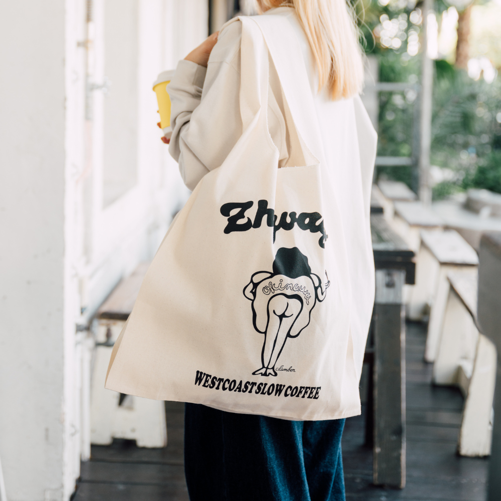 - Girl - by CLUMBER Marche Bag