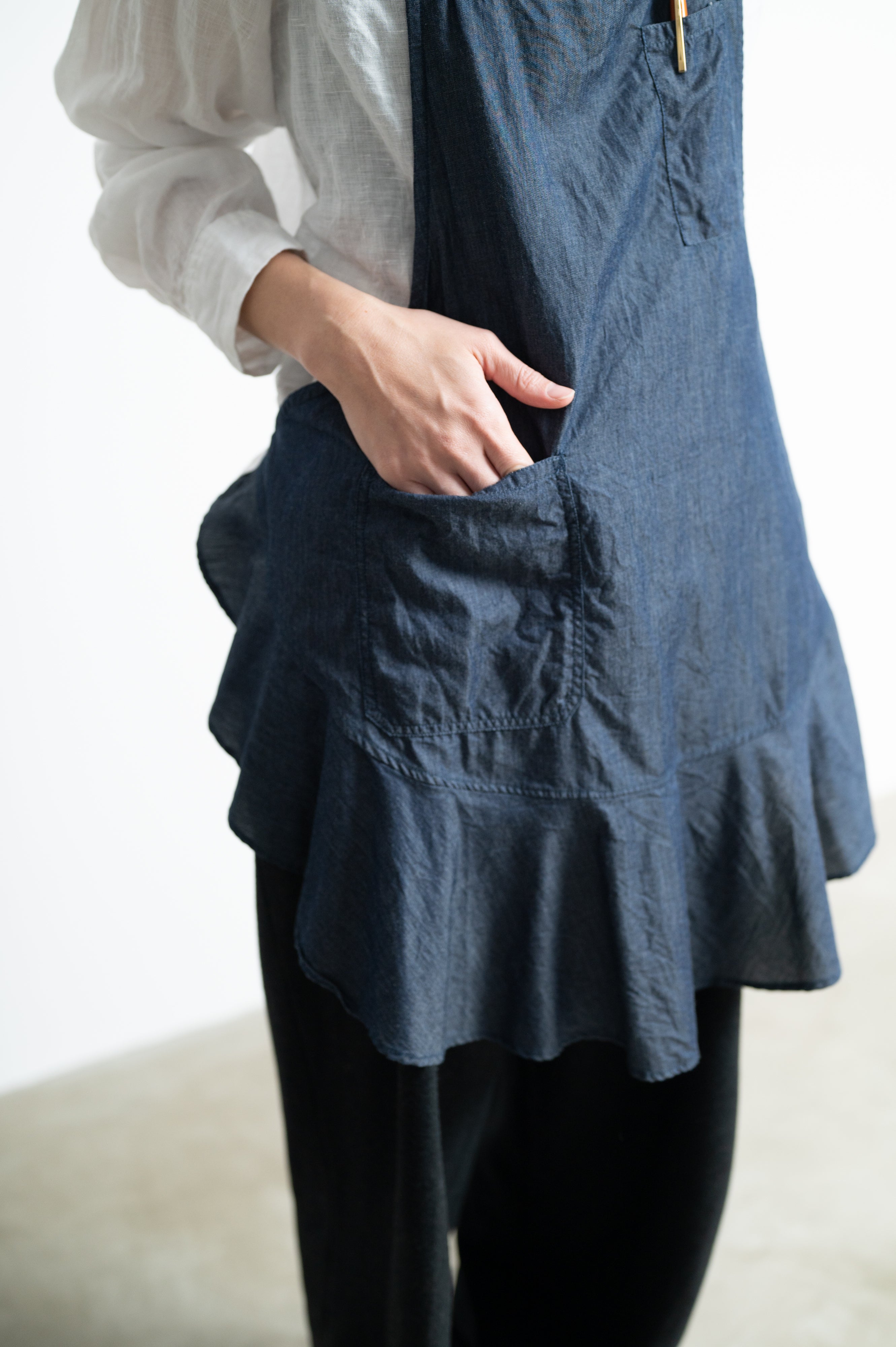 APRON - Angie -【 Thin Denim 】