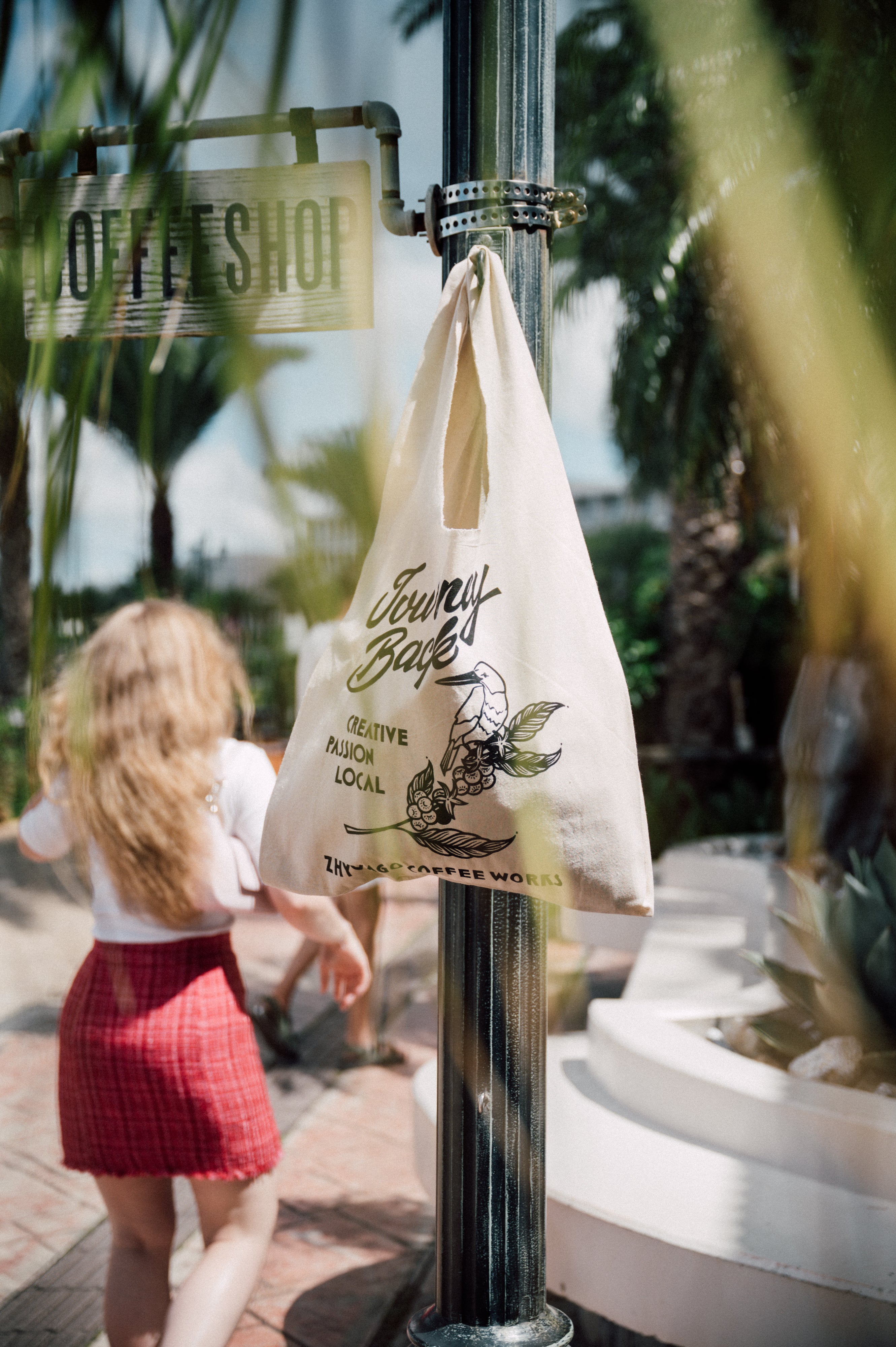 Zhyvago Coffee Works 10th Anniversary "Journey Back" Marché bag