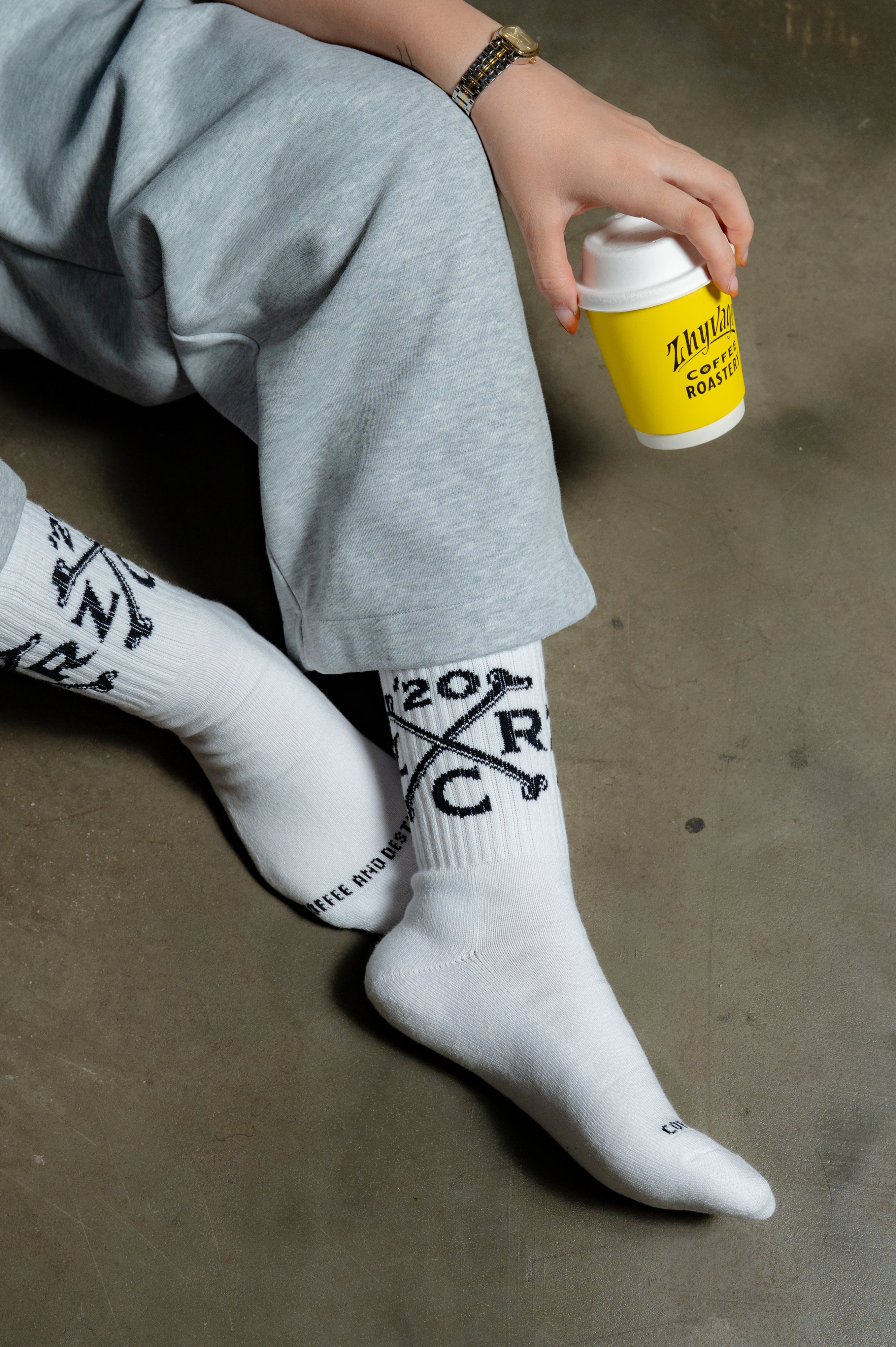 ZHYVAGO Bone TM socks