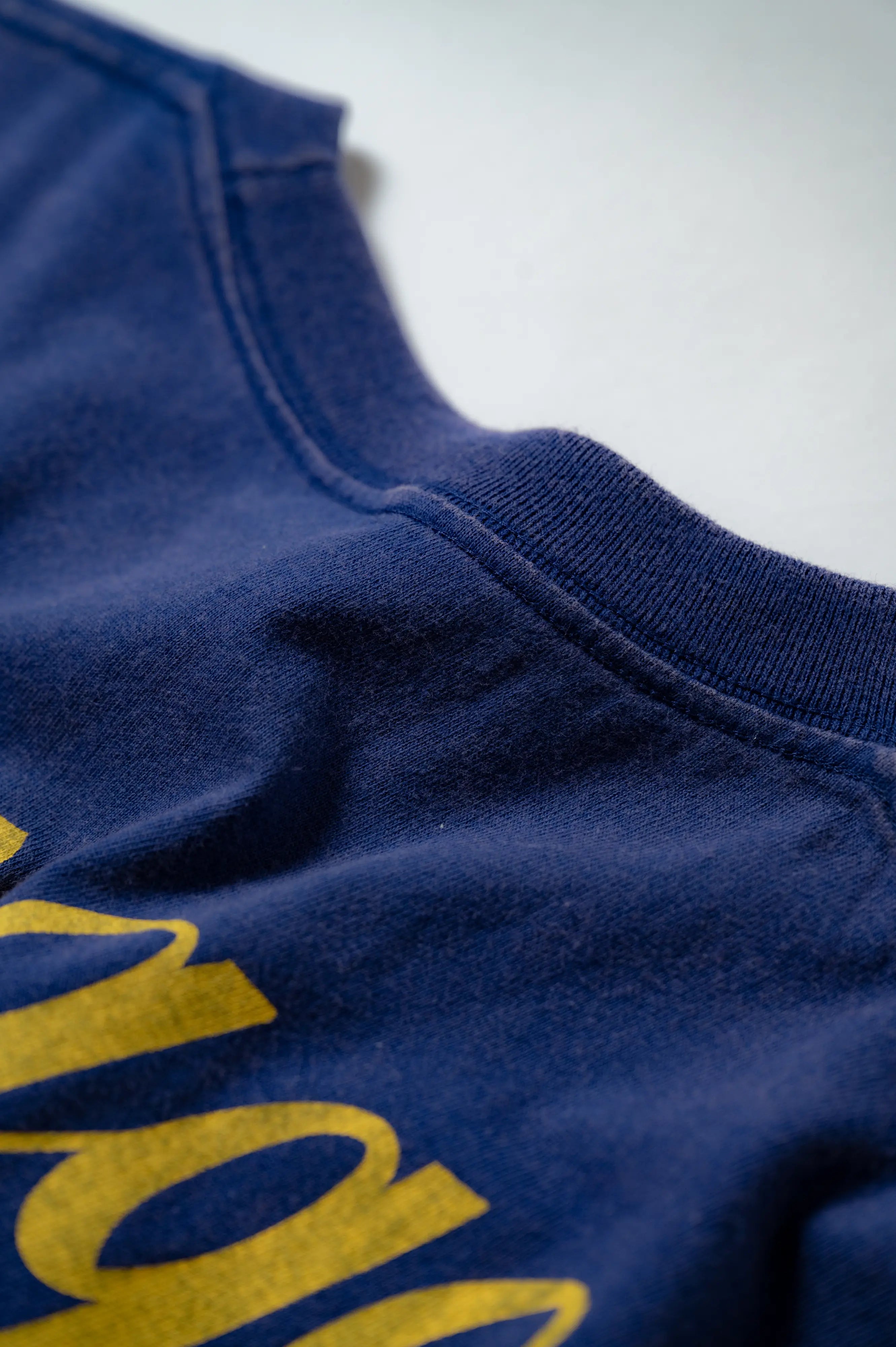 【オンラインストア限定】ZHYVAGO "Trike" Fade Wash T-shirt